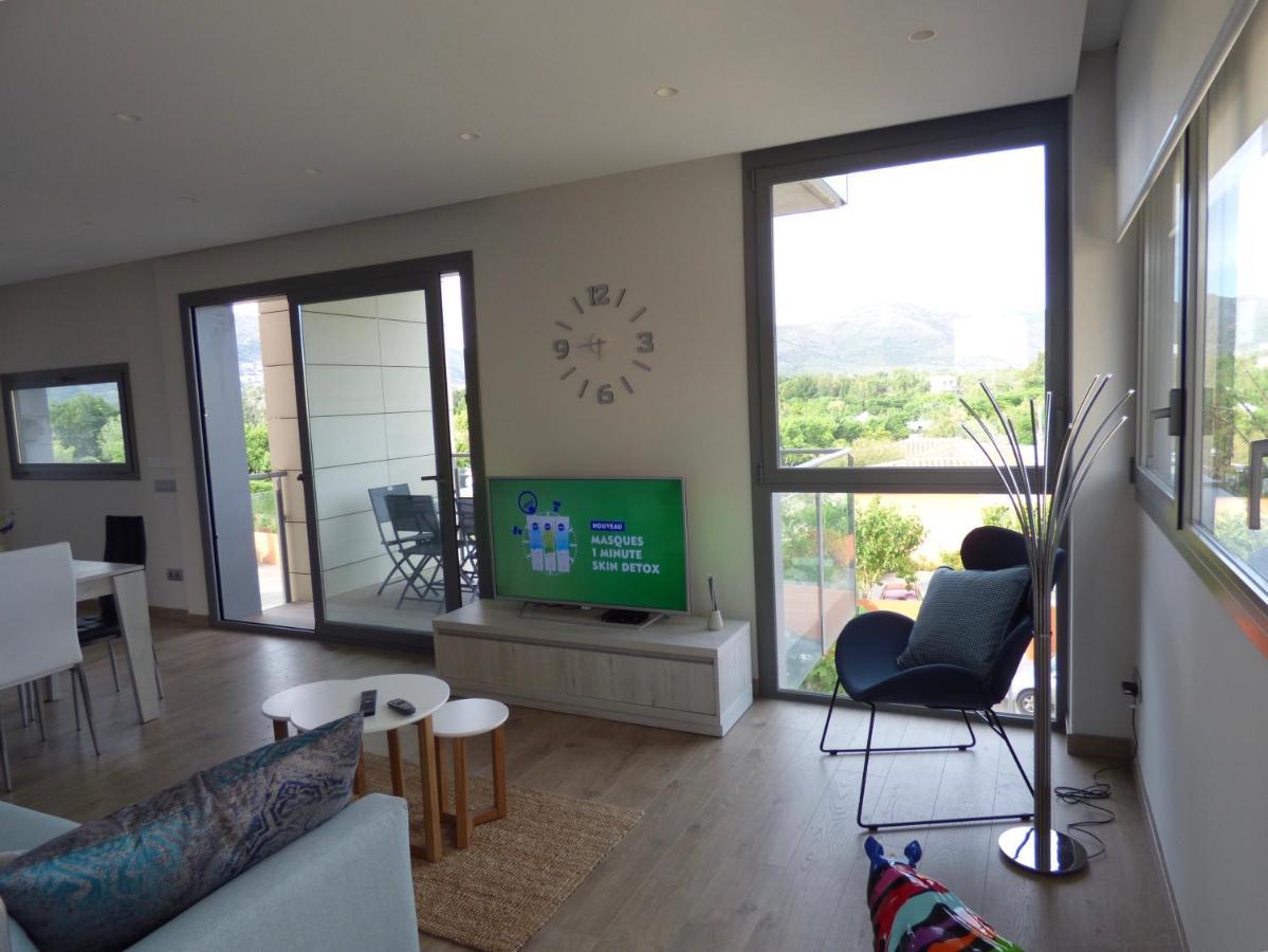 Appartement Plage Salata Rosas Екстериор снимка