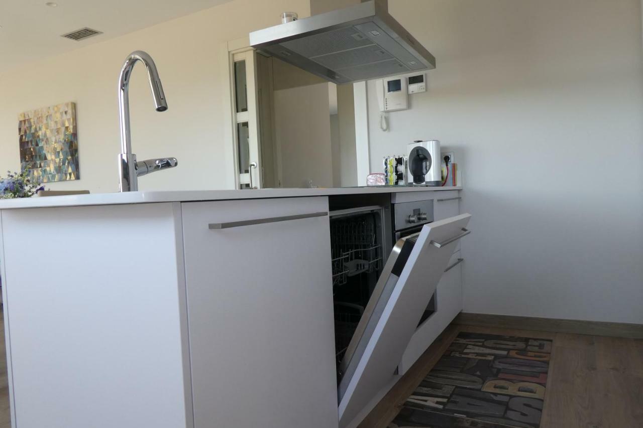 Appartement Plage Salata Rosas Екстериор снимка