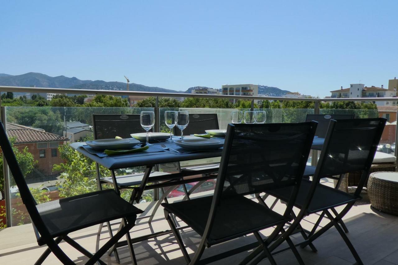 Appartement Plage Salata Rosas Екстериор снимка